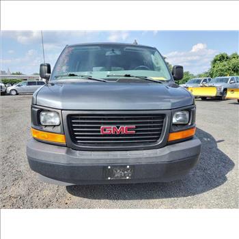 2017 GMC Savana (Hartford, CT 06114)