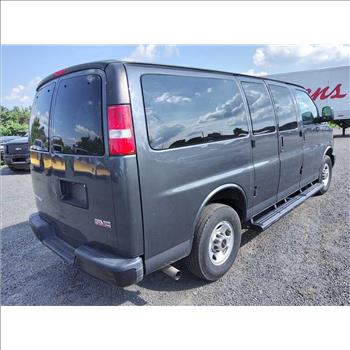 2017 GMC Savana (Hartford, CT 06114)
