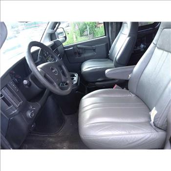 2017 GMC Savana (Hartford, CT 06114)