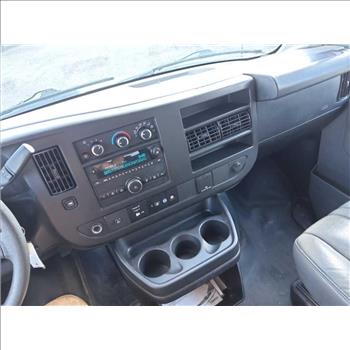 2017 GMC Savana (Hartford, CT 06114)
