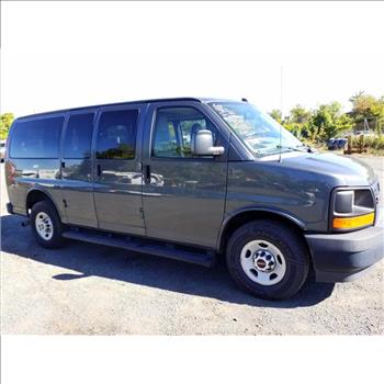 2017 GMC Savana (Hartford, CT 06114)