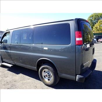 2017 GMC Savana (Hartford, CT 06114)