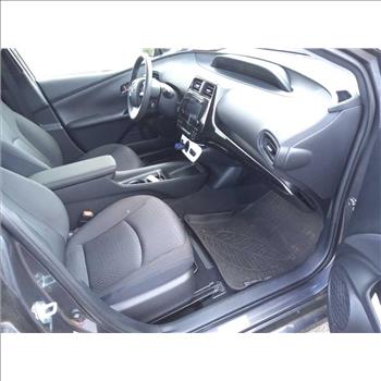 2017 Toyota Prius (Hartford, CT 06114)