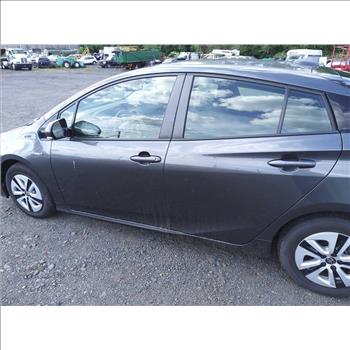 2017 Toyota Prius (Hartford, CT 06114)