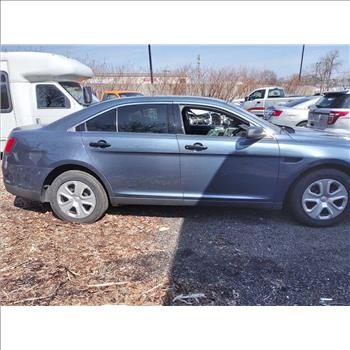 2018 Ford Taurus (Hartford, CT 06114)