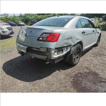 2018 Ford Taurus (Hartford, CT 06114)