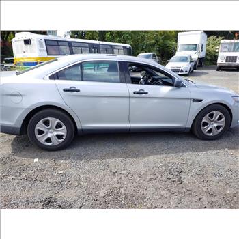 2018 Ford Taurus (Hartford, CT 06114)
