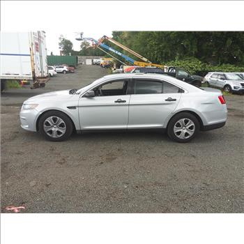 2018 Ford Taurus (Hartford, CT 06114)