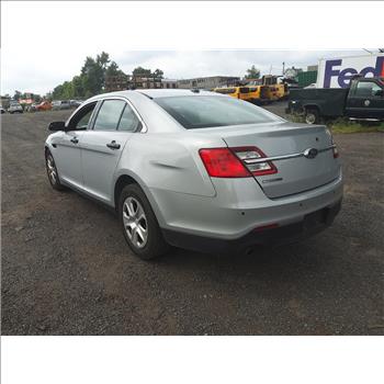 2018 Ford Taurus (Hartford, CT 06114)