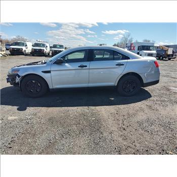 2018 Ford Taurus (Hartford, CT 06114)