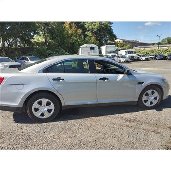 2018 Ford Taurus (Hartford, CT 06114)