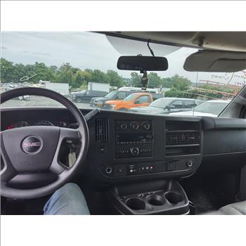 2018 GMC Savana (Hartford, CT 06114)