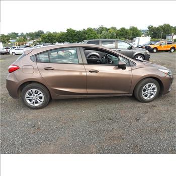 2019 Chevrolet Cruze HB (Hartford, CT 06114)