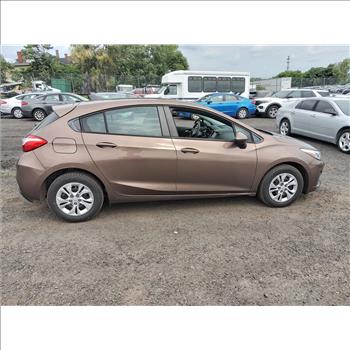 2019 Chevrolet Cruze HB (Hartford, CT 06114)