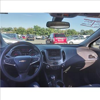 2019 Chevrolet Cruze LS (Hartford, CT 06114)