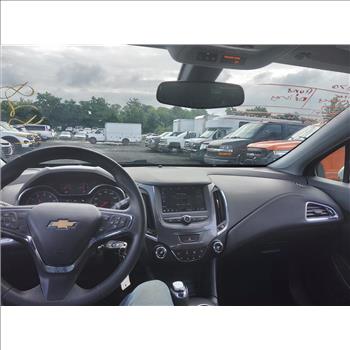 2019 Chevrolet Cruze ls (Hartford, CT 06114)