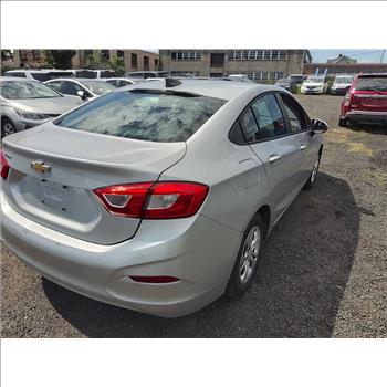 2019 Chevrolet Cruze LS (Hartford, CT 06114)