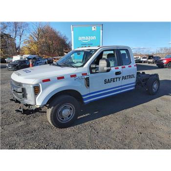 2019 Ford F350 (Hartford, CT 06114)
