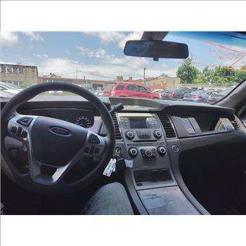 2019 Ford Taurus (Hartford, CT 06114)