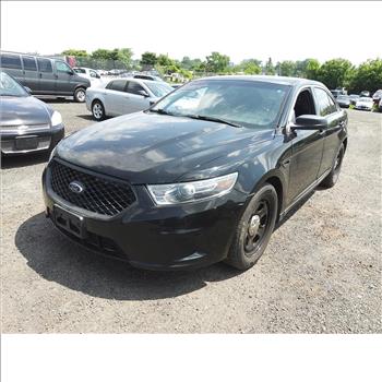 2019 Ford Taurus (Hartford, CT 06114)