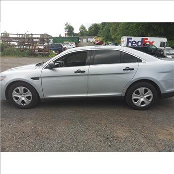 2019 Ford Taurus (Hartford, CT 06114)