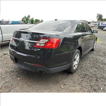 2019 Ford Taurus (Hartford, CT 06114)
