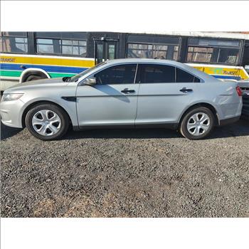 2019 Ford Taurus (Hartford, CT 06114)