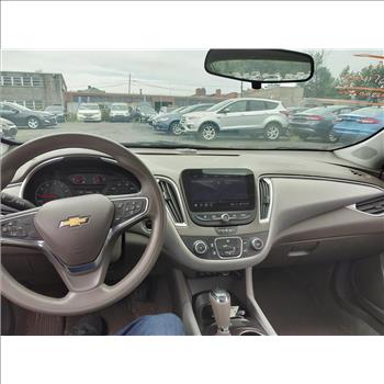 2020 Chevrolet Malibu (Hartford, CT 06114)