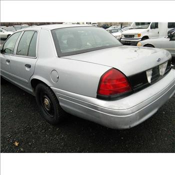 208 Ford Crown Victoria (Hartford, CT 06114)