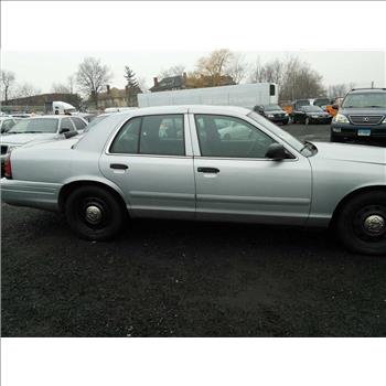 208 Ford Crown Victoria (Hartford, CT 06114)