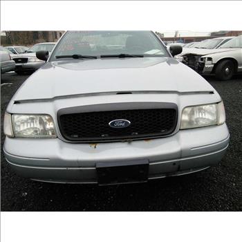 208 Ford Crown Victoria (Hartford, CT 06114)