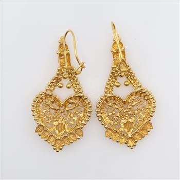 20kt Gold Heart Dangle Earrings