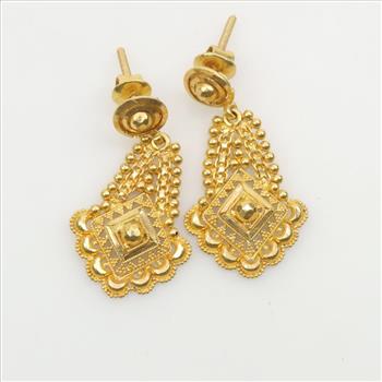 22kt Gold Dangle Earrings