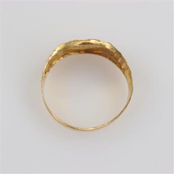 22kt Gold Flower Engraved Ring