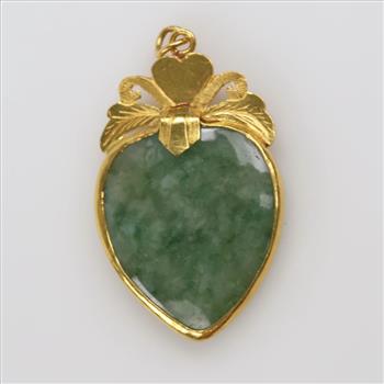 22kt Gold Green Jade Heart Pendant