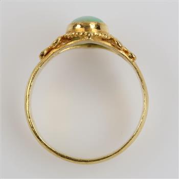 22kt Gold Green Stone Ring