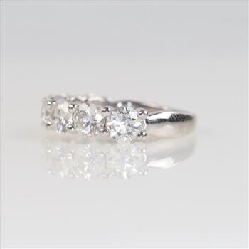 2.52cts TW Diamond Platinum Band -Evaluated By Our Certified Gemologist-AGS/GIA