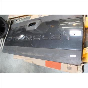 3 Chevorlet Avalanche Truck Doors