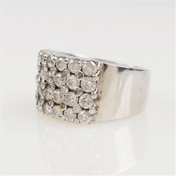 3.52cts TW Diamond 10kt White GP Ring