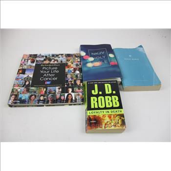 40 Oz Blue Stanley Cup, 32 Oz Agave HydroFlask, J.D Robb's Loyalty In Death And More, 9 Pieces