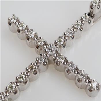 4.21cts TW 10kt White Gold Cross Pendant -Evaluated By Our Certified Gemologist-AGS/GIA