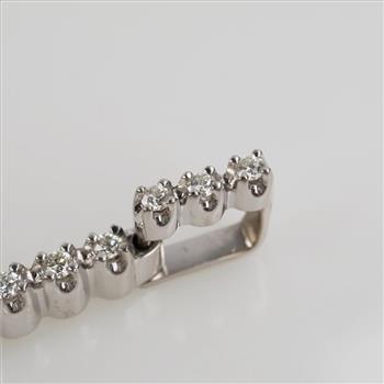 4.21cts TW 10kt White Gold Cross Pendant -Evaluated By Our Certified Gemologist-AGS/GIA