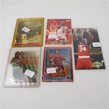 5 Basketball Trading Cards