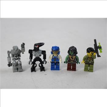 5 Lego Mini Figs