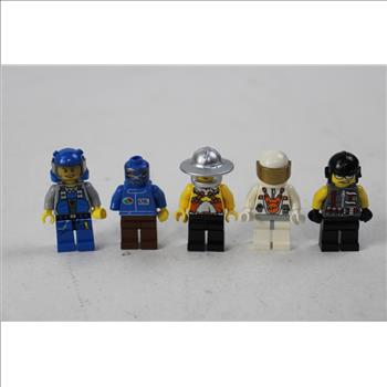 5 Lego Mini Figs