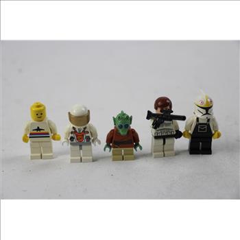 5 Lego Mini Figs