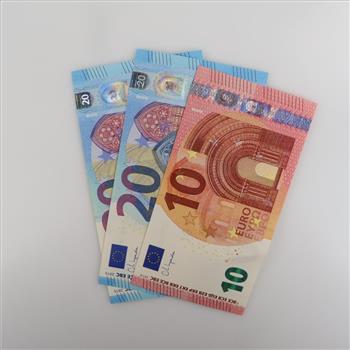 50 EU Currency