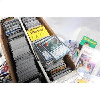 600+ MTG And Sports Trading Card Lot