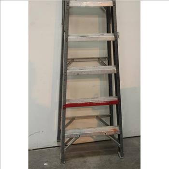 7ft Green Bull Ladder