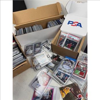 800+ Assorted Sports And Magic The Gathering Trading Cards